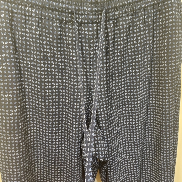 Talbots Women's Drawnstring Casual Navy and white pants size Sp - Picture 6 of 13